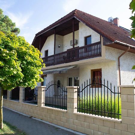 Zsolnay Apartman Siófok Exterior foto